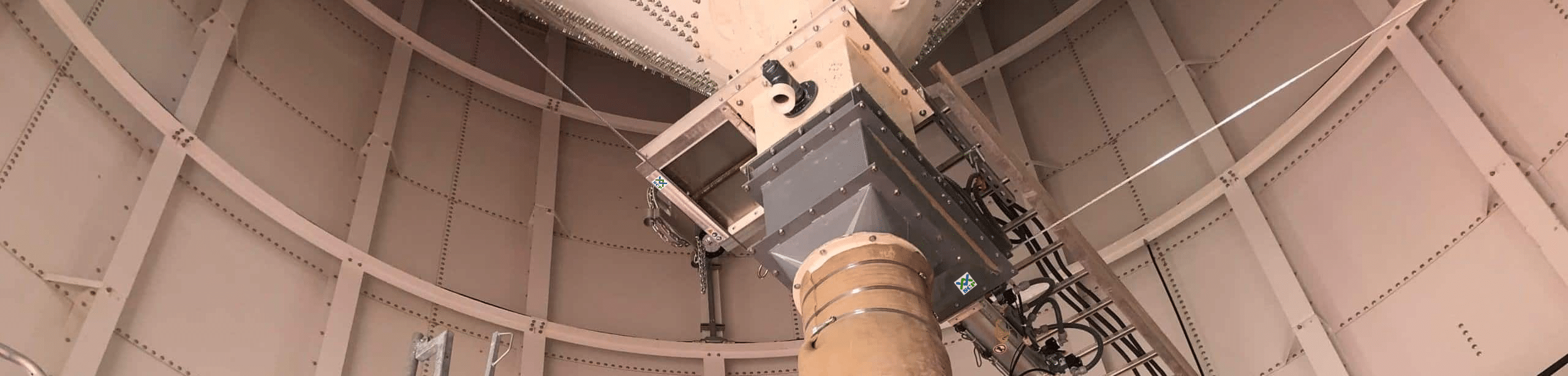 Slide Gate Silo 1 Scaled Cropped - Screw Conveyor Parts